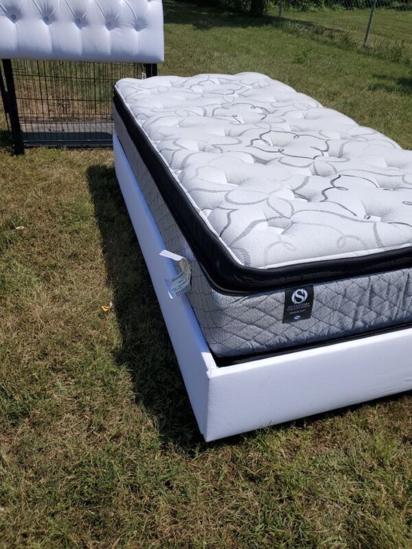 Sealy Indulge Small Bed and Mattress – Premium Comfort in a Compact Design - Image 3