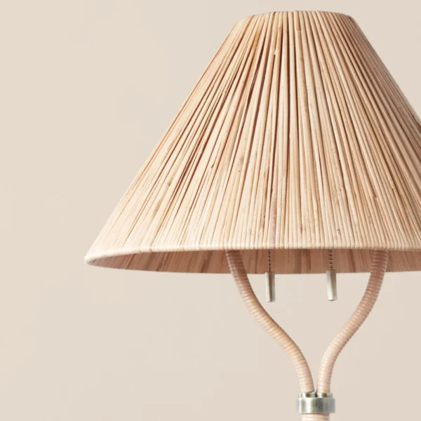 French Delphine Table Lamp - Image 5