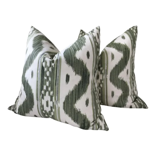 Quadrille China Sea “Bali Hai” Complete Pillows With Down Inserts in Sea Green on Tint- a Pair